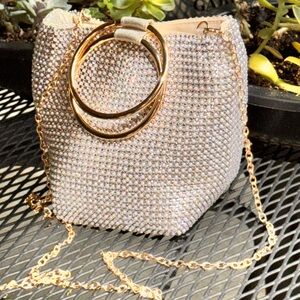 NEW without tags Elegant Gold Beaded & Gold Handbag